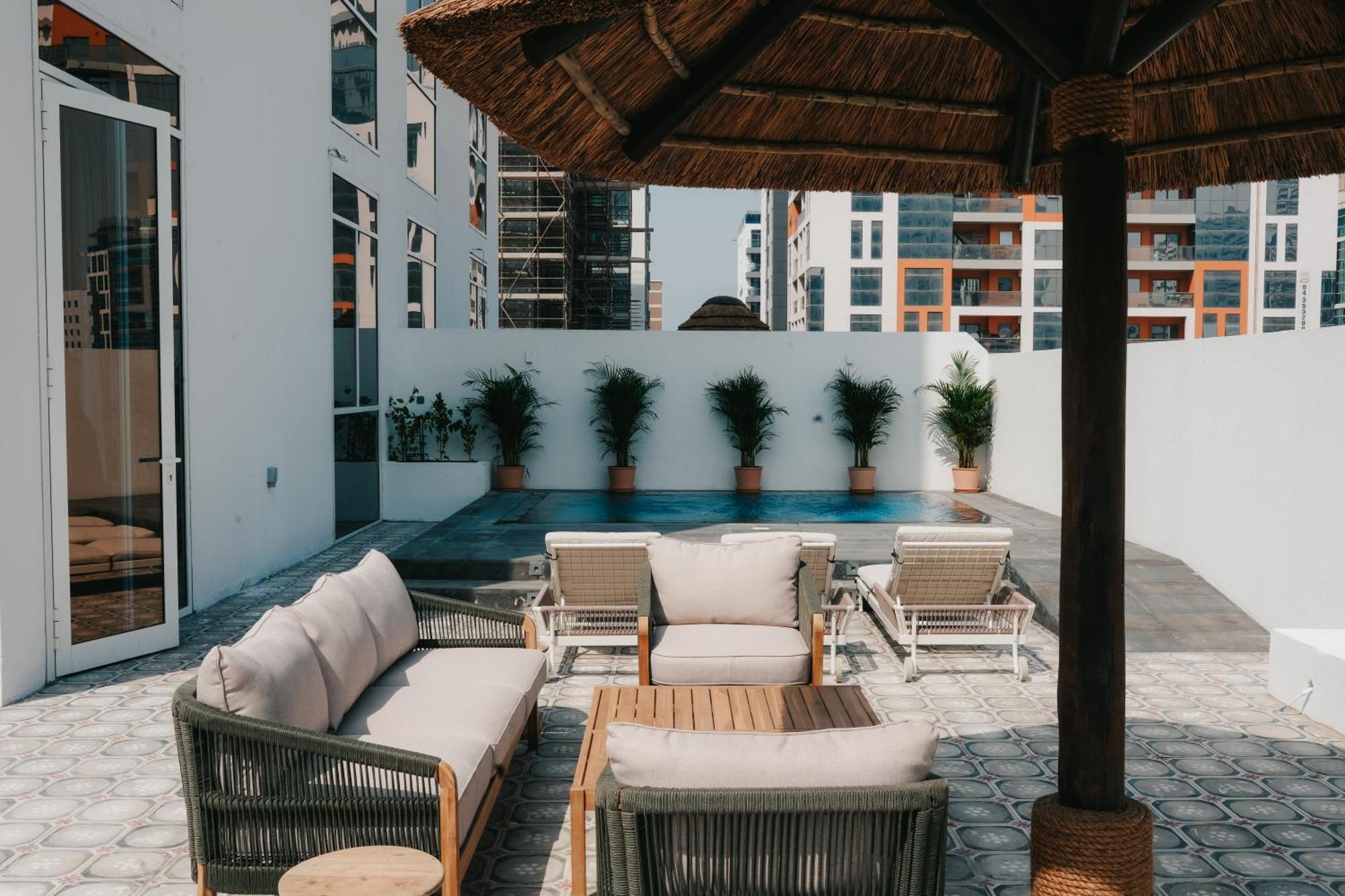 Отель Shada Jumeirah Garden 4*